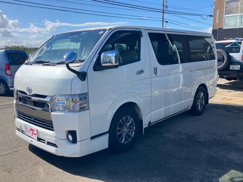 HIACE VAN