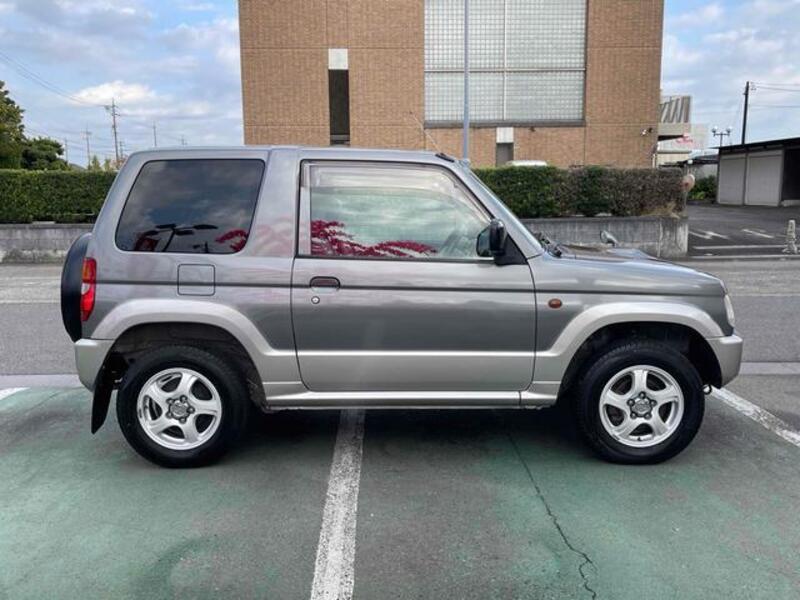 PAJERO MINI