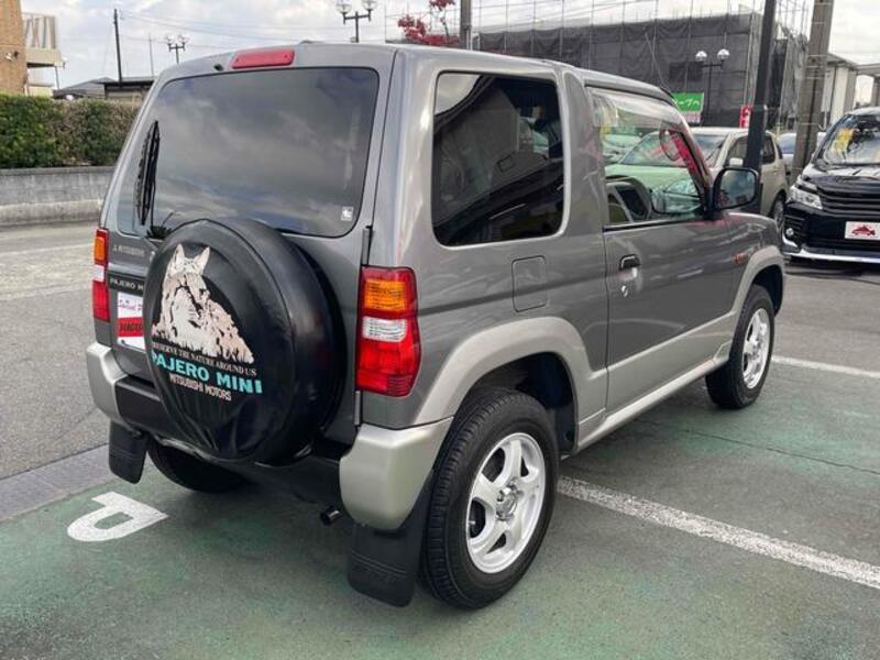 PAJERO MINI
