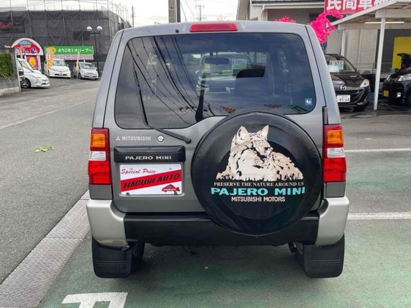 PAJERO MINI