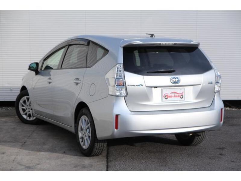 PRIUS ALPHA