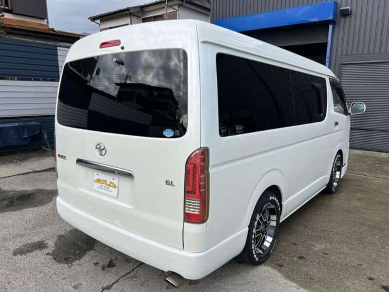 HIACE