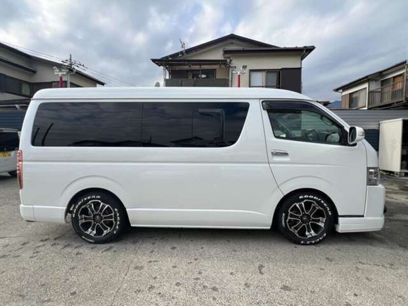 HIACE