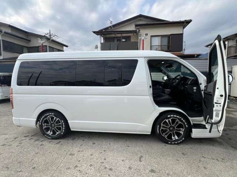 HIACE