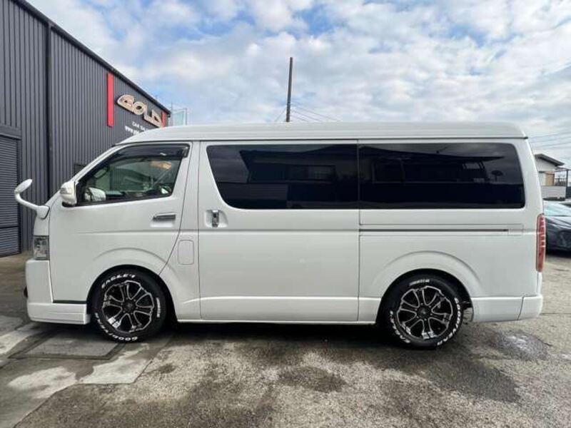 HIACE