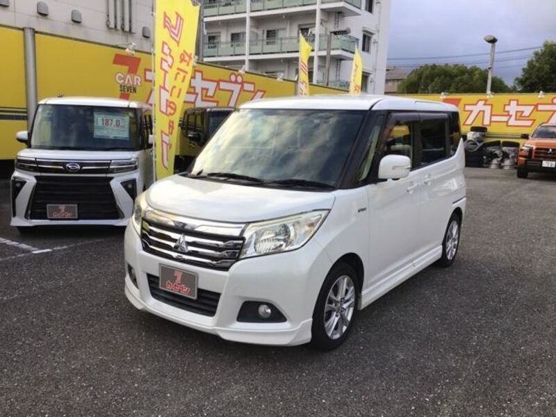 MITSUBISHI DELICA D2