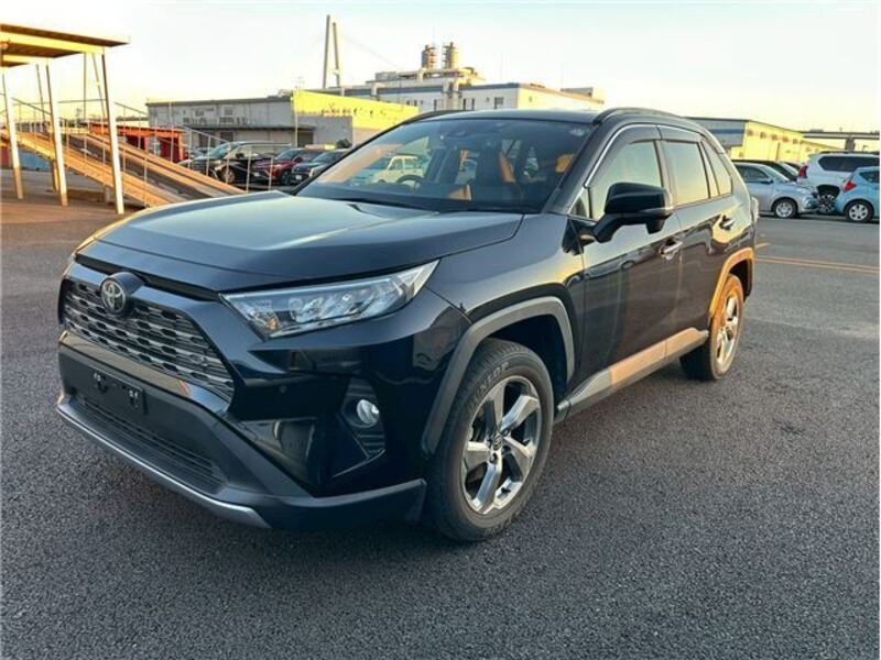 RAV4