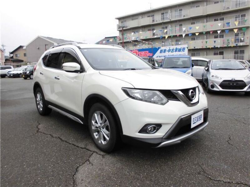 X-TRAIL