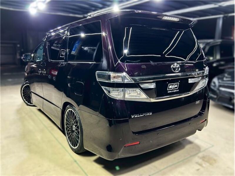 VELLFIRE