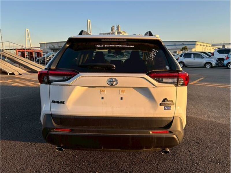 RAV4