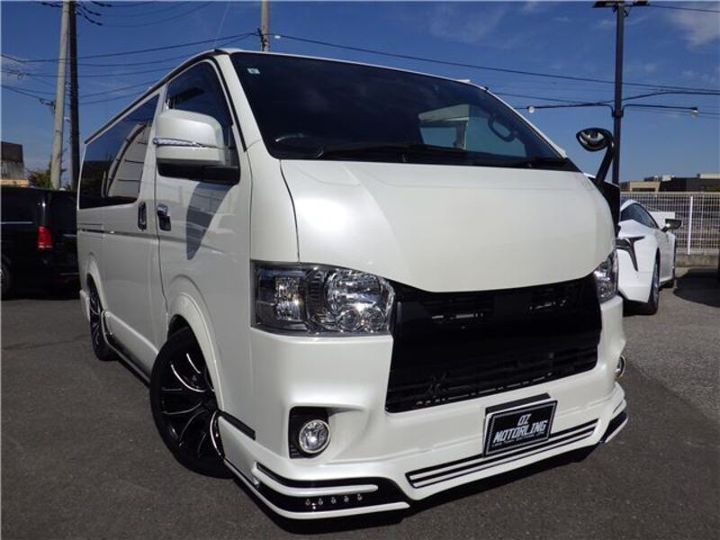 HIACE VAN