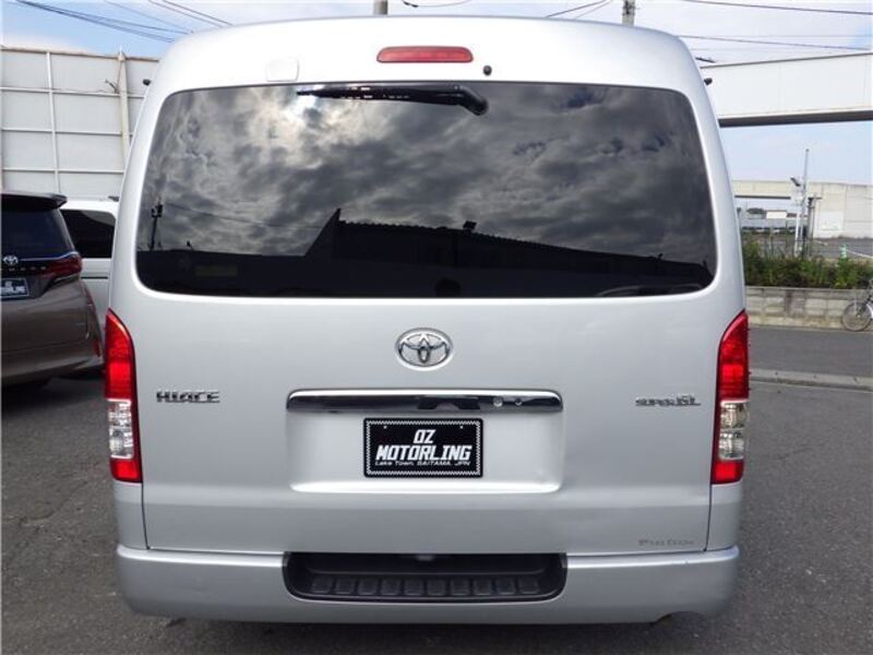 HIACE VAN
