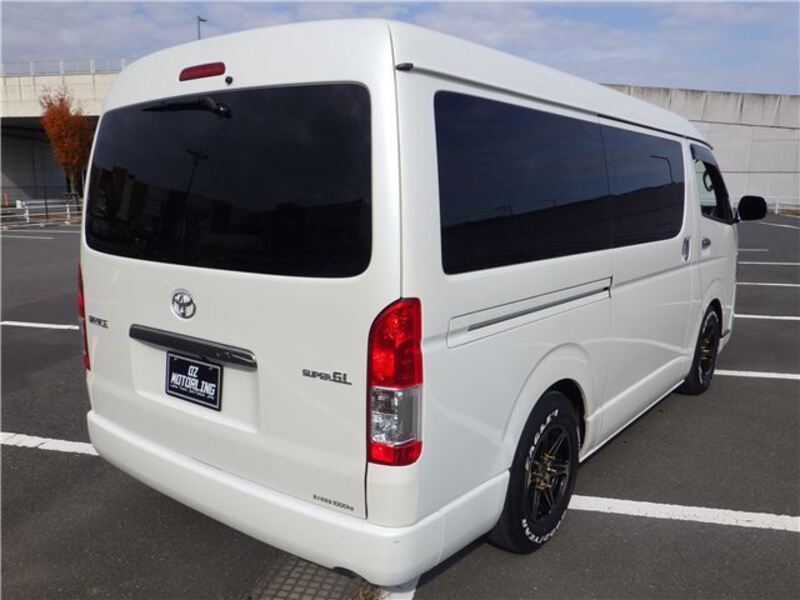 HIACE