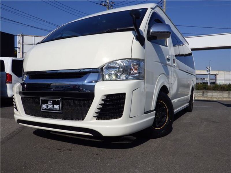 HIACE VAN