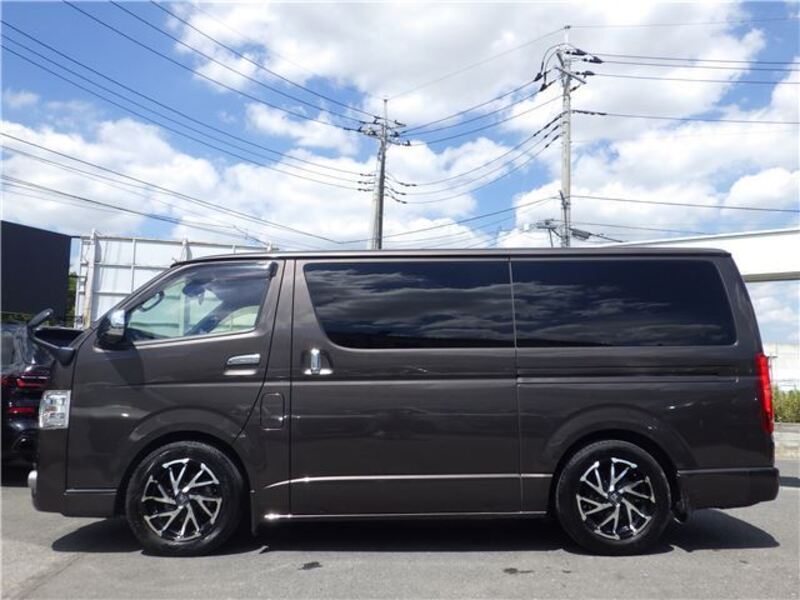 HIACE VAN