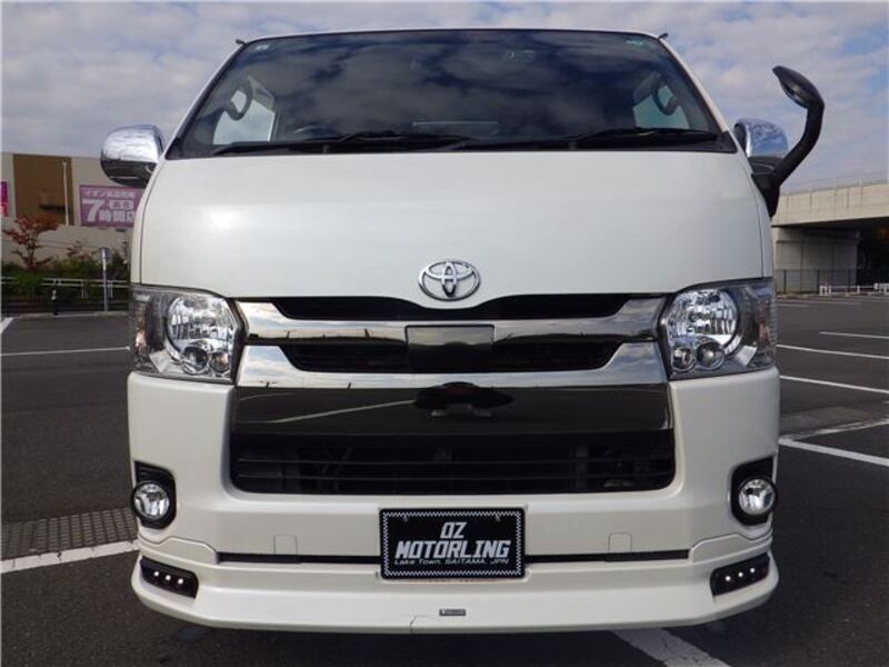 HIACE VAN