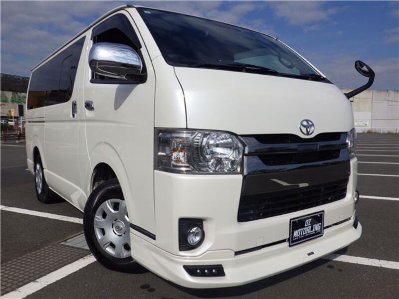 HIACE VAN