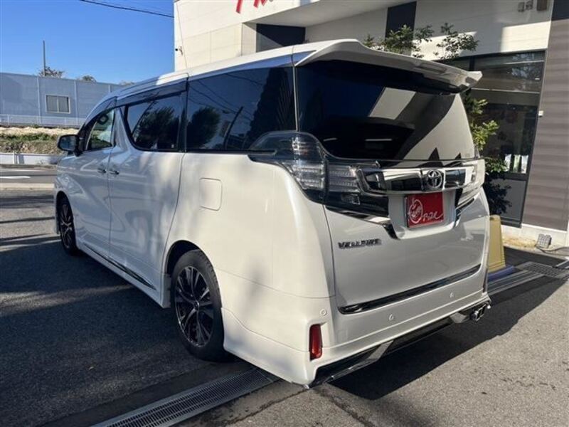 VELLFIRE