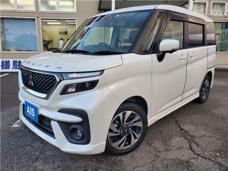 MITSUBISHI DELICA D2