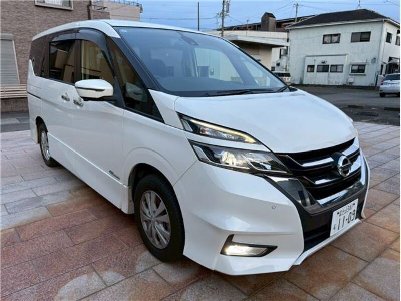 NISSAN SERENA