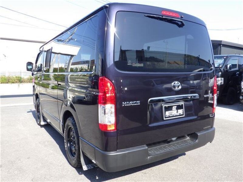 HIACE VAN