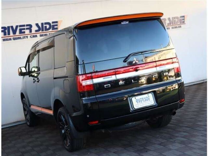 DELICA D5