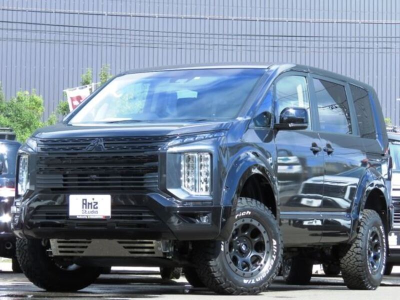 MITSUBISHI DELICA D5