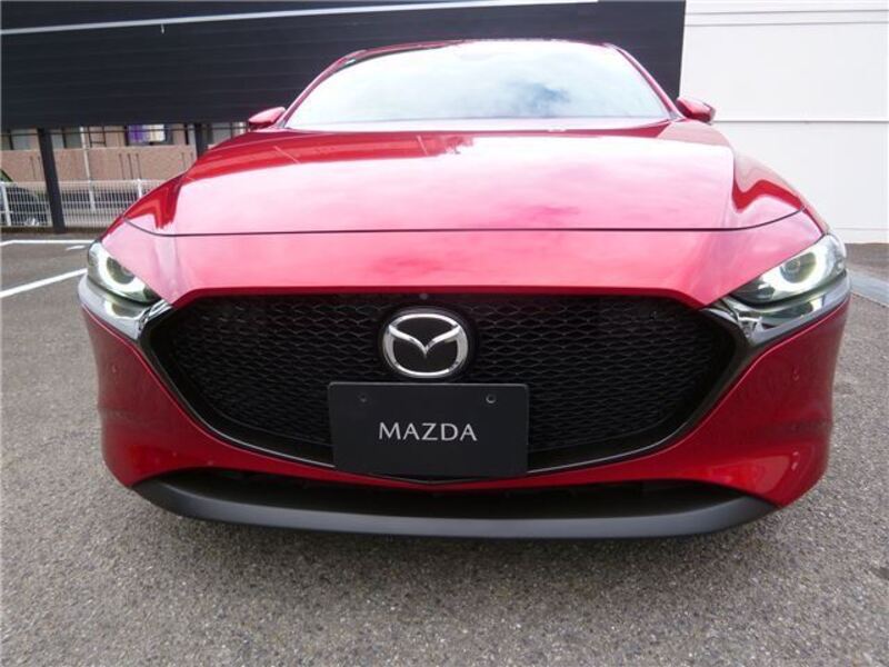 MAZDA3