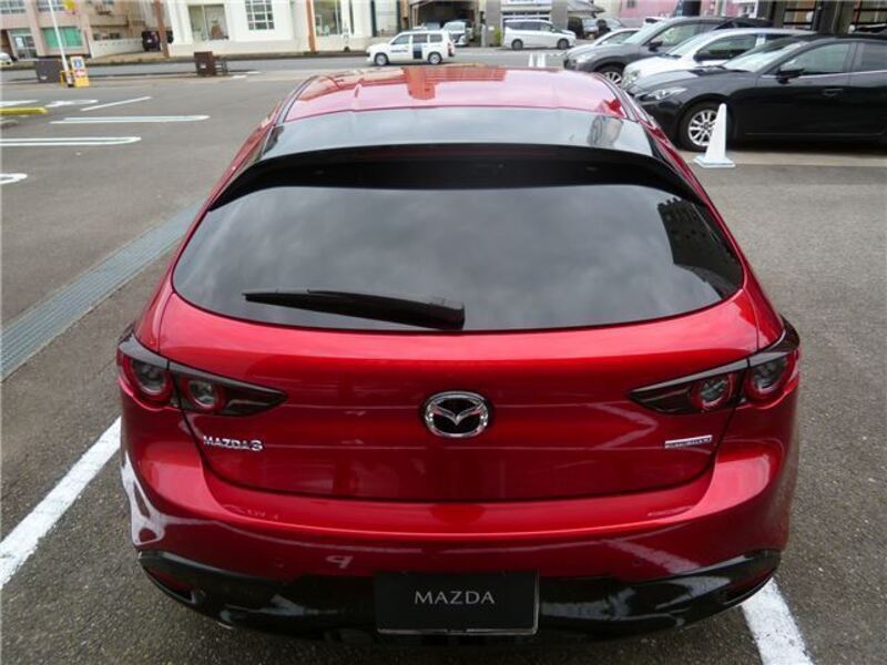 MAZDA3