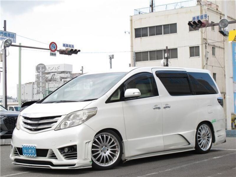 TOYOTA ALPHARD