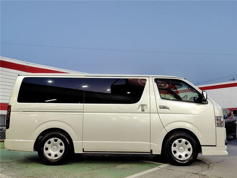 HIACE