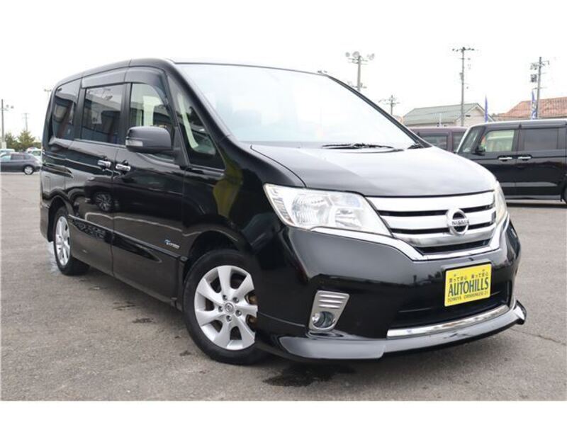 NISSAN SERENA