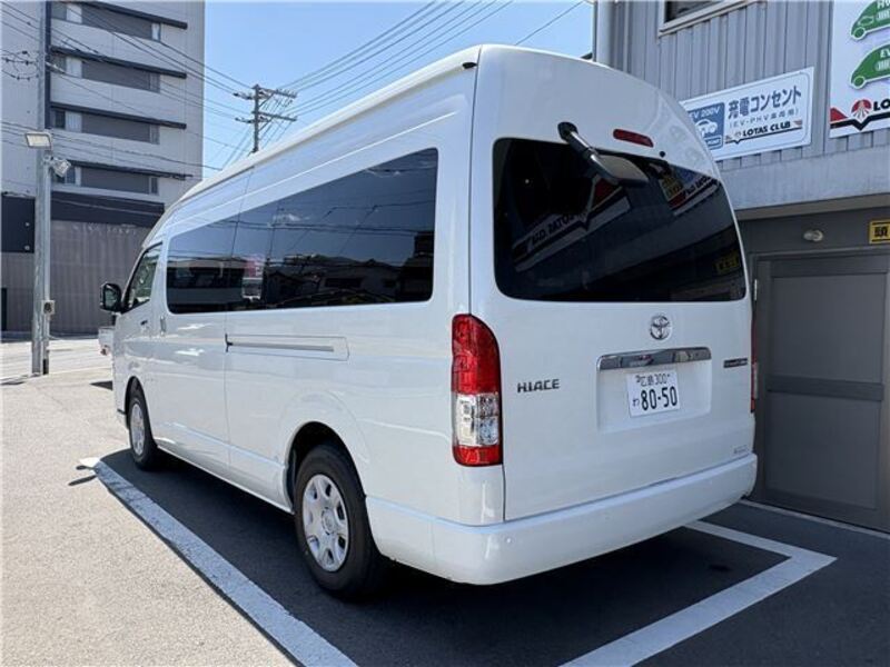 HIACE