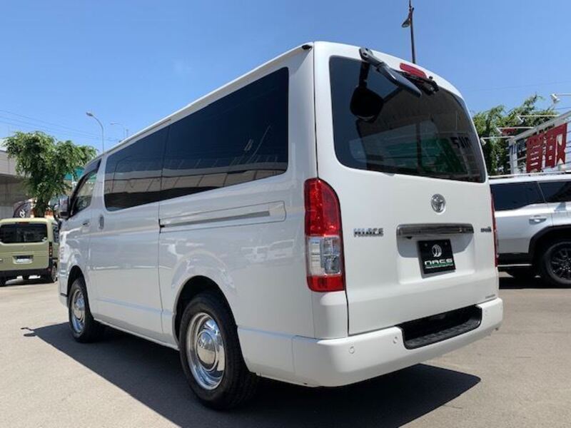 HIACE VAN