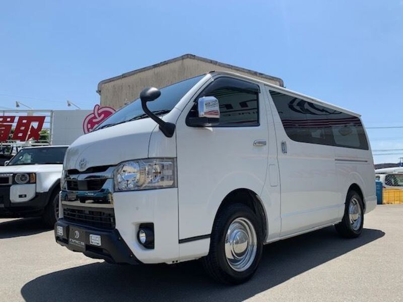 HIACE VAN