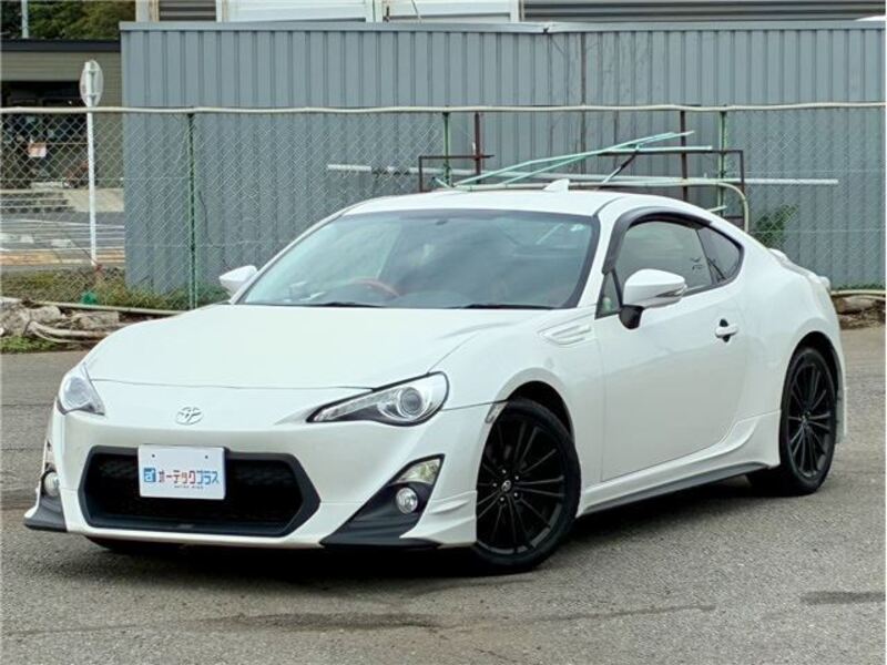 TOYOTA 86