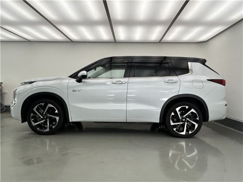 OUTLANDER PHEV