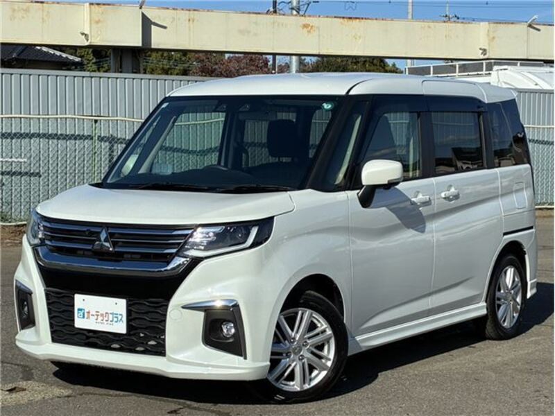 MITSUBISHI DELICA D2