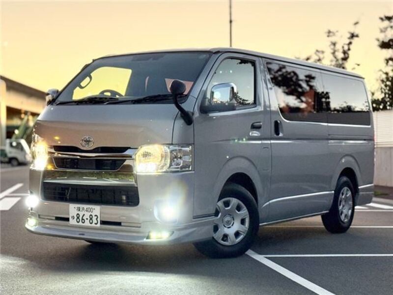 HIACE VAN