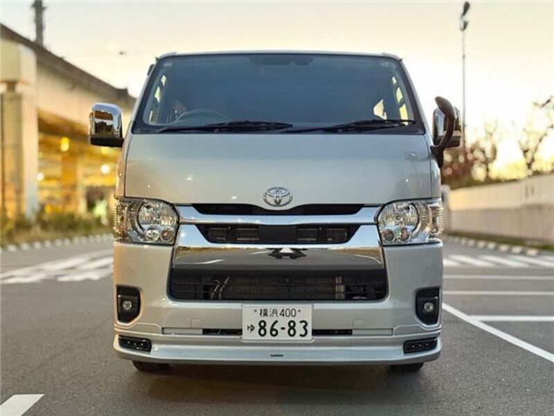 HIACE VAN