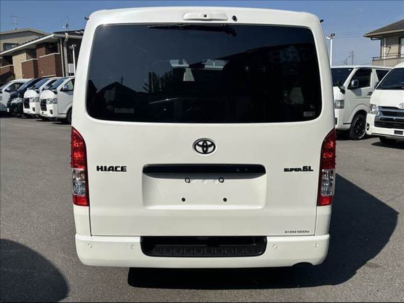 HIACE VAN