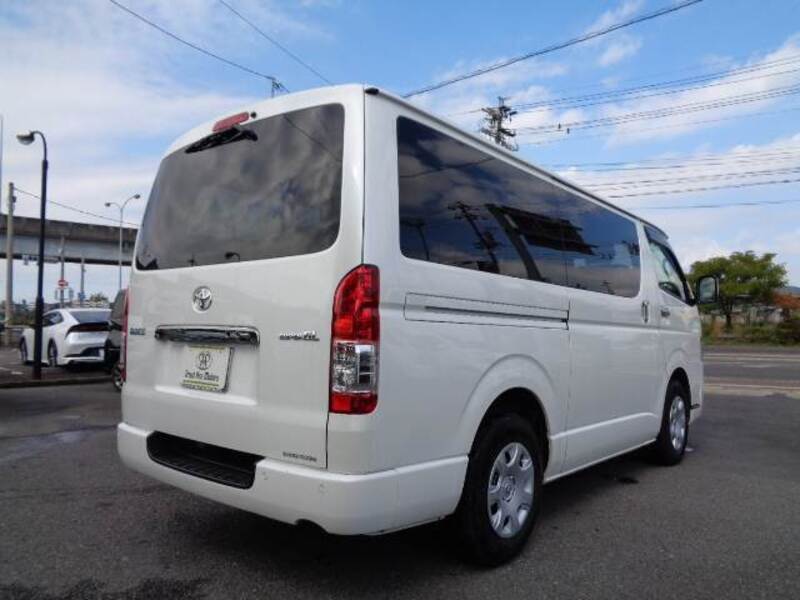 HIACE VAN
