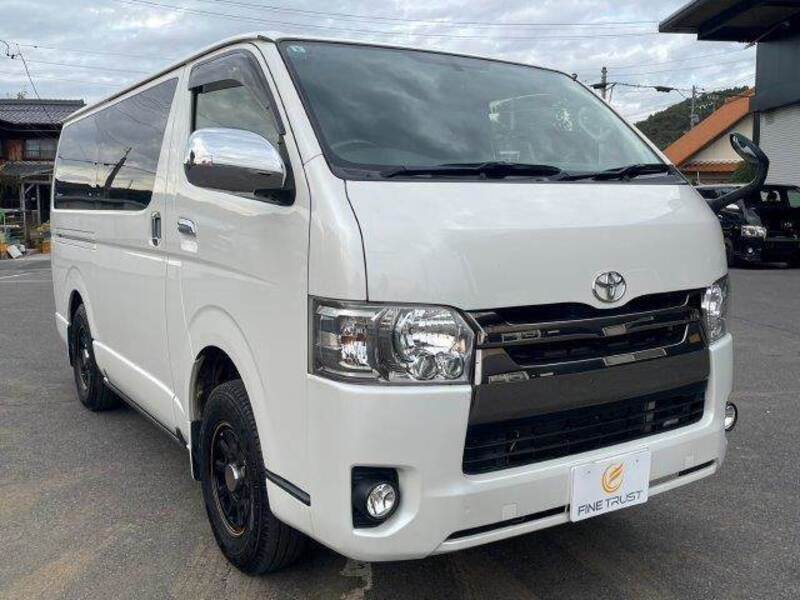 HIACE VAN