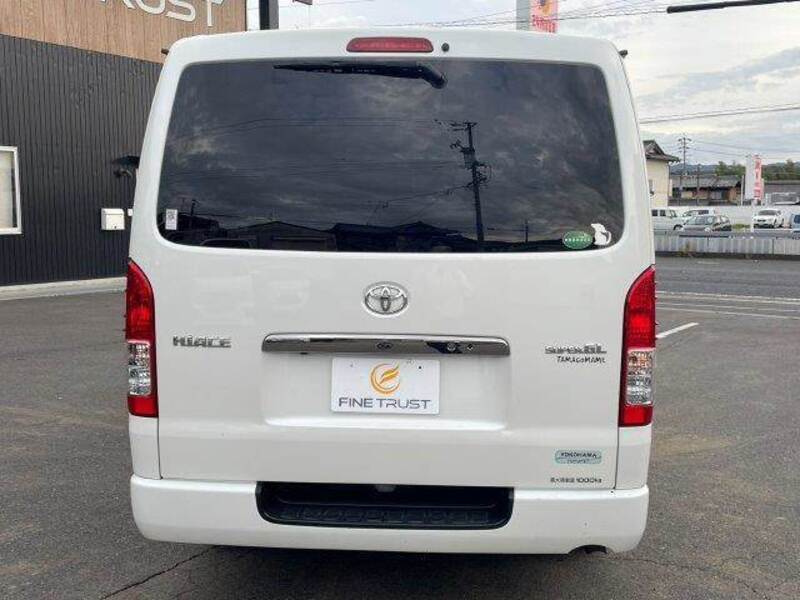 HIACE VAN