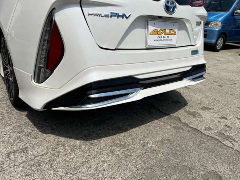 PRIUS PHV