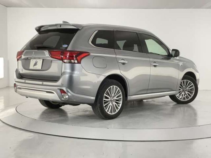 OUTLANDER PHEV