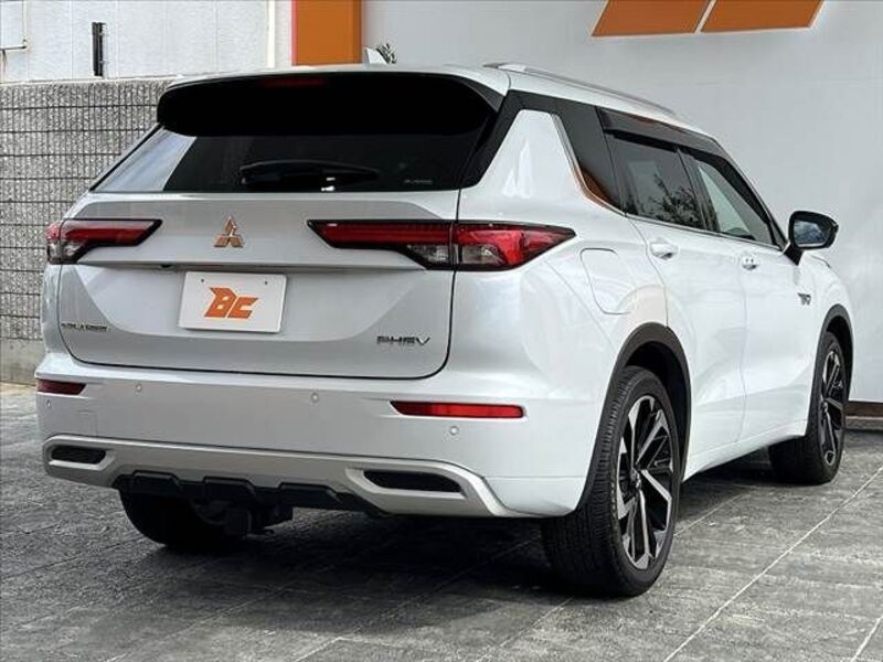 OUTLANDER PHEV