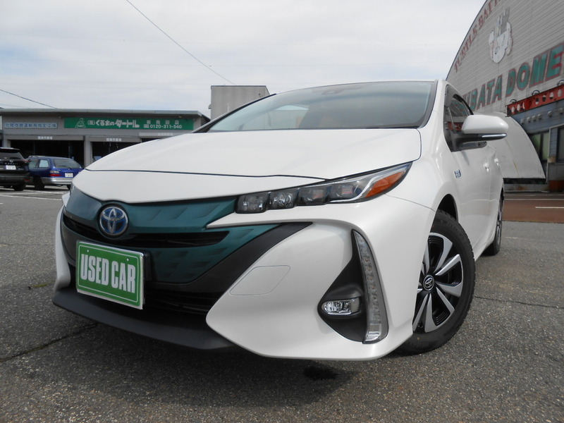 TOYOTA PRIUS PHV