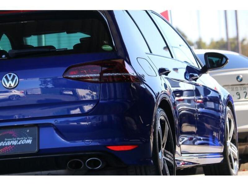 GOLF R