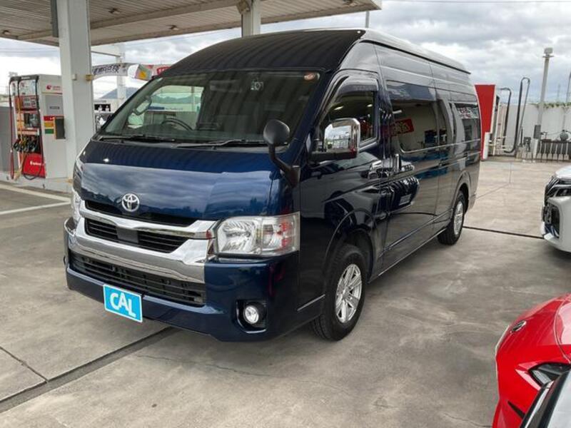 TOYOTA HIACE WAGON